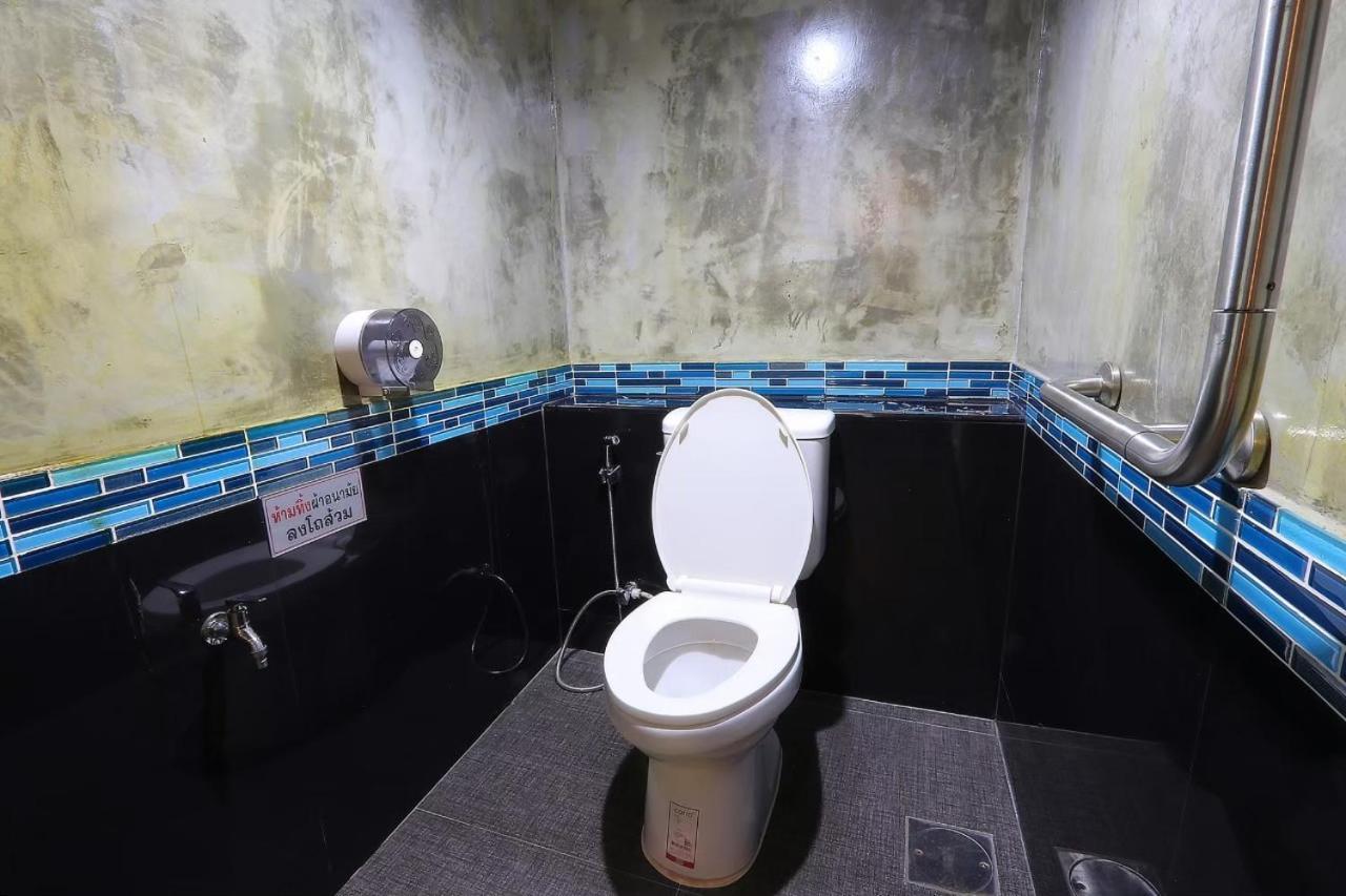 Baankhon Private Room In Thai House Check In By Yourself Code Inbox Adult Only Бангкок Екстер'єр фото