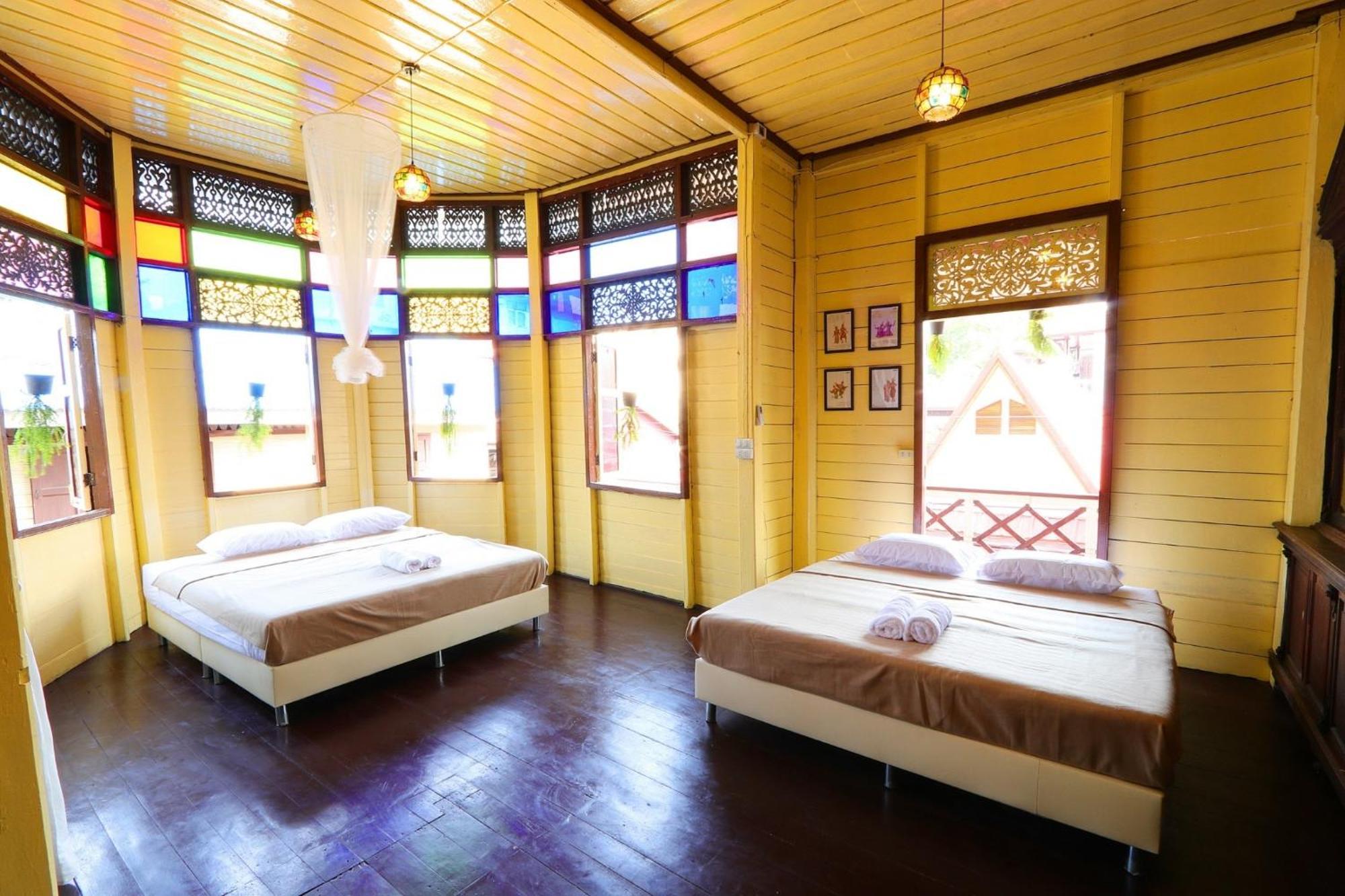 Baankhon Private Room In Thai House Check In By Yourself Code Inbox Adult Only Бангкок Екстер'єр фото