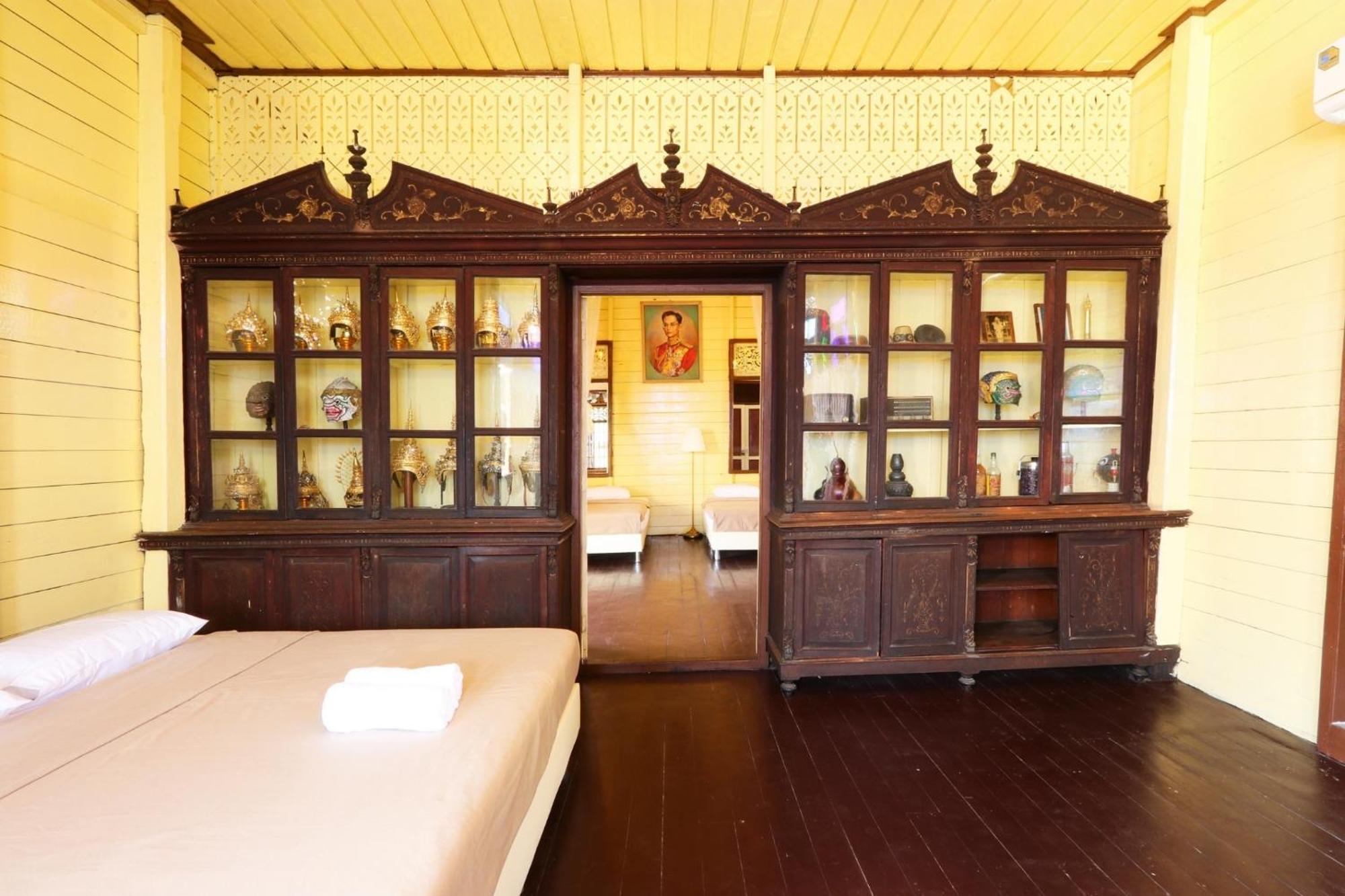 Baankhon Private Room In Thai House Check In By Yourself Code Inbox Adult Only Бангкок Екстер'єр фото